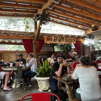 Yellow Dog Eats - Sandwiches Near Me - Windermere, Florida Yellow Dog Eats - Sandwiches Near Me - Windermere, Florida