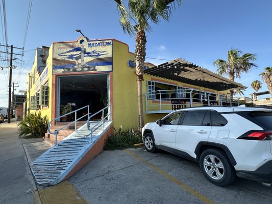 Mariscos Mazatlán by null