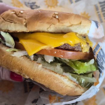 Habit Burger & Grill - Cheeseburger - Burgers Near Me - Los Angeles, California Habit Burger & Grill - Cheeseburger - Burgers Near Me - Los Angeles, California