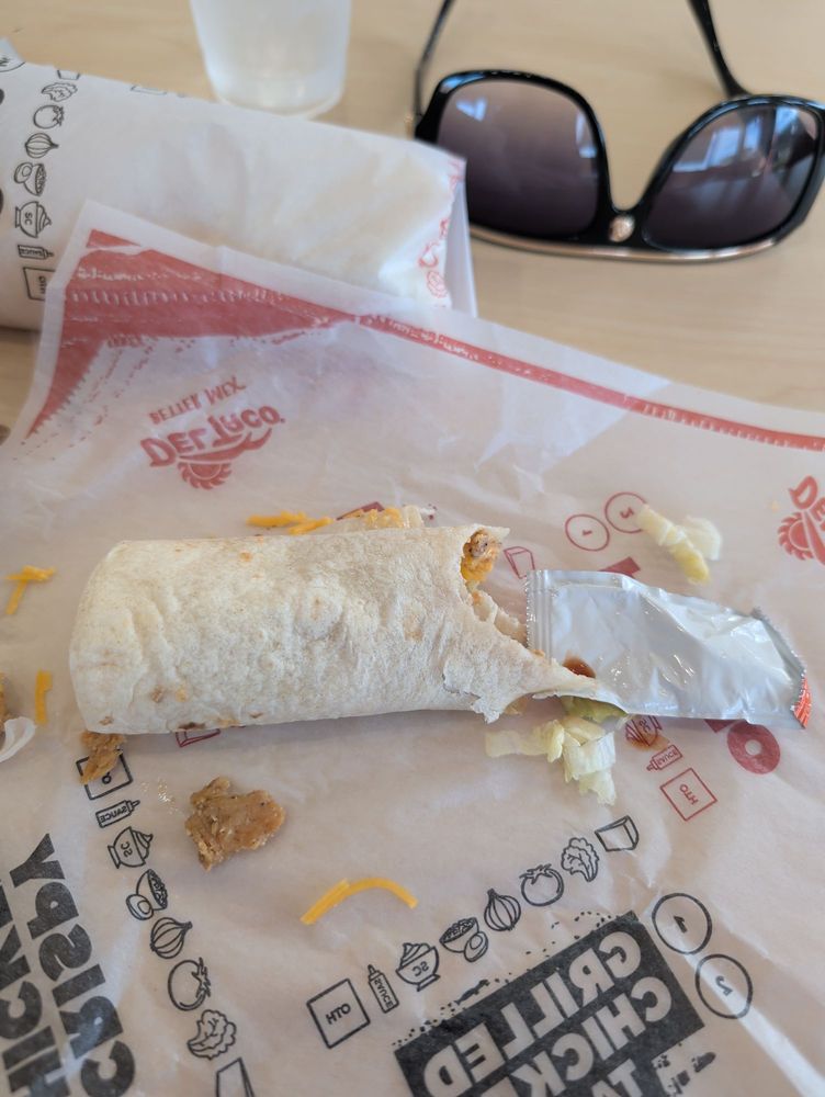 Del Taco Logo