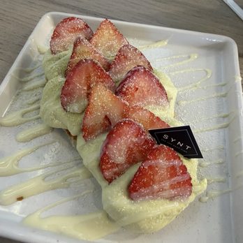 Elite Experience: SYNT Coffee - Matcha Croffle - Yelp Events Near Me - Los Angeles, California