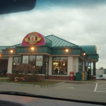 Heav'nly Donuts - the front of the restaurant - Donuts Near Me - Methuen, Massachusetts
