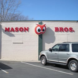 Mason Brothers Red Owl Store - The front of Mason Bros. proudly displaying the iconic Red Owl logo