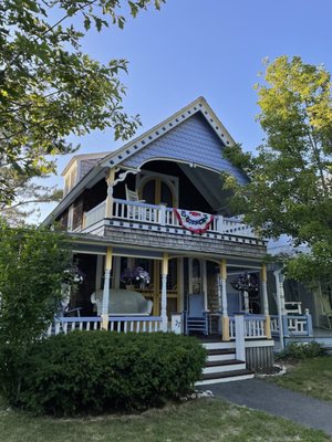 Martha's Vineyard Camp Meeting Association by null