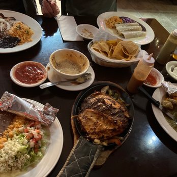 Los Generales Mexican Restaurant - Mexican Near Me - Orlando, Florida