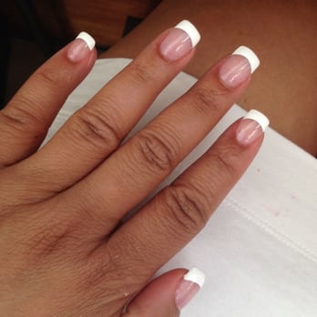 Cosmo Nails - Nail Salons Near Me - Astoria, New York