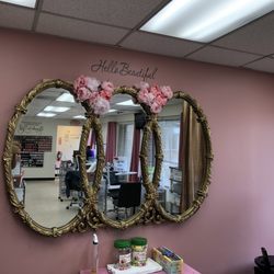 Unitas Nails - Beautiful decor