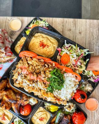 Ara's Shawarma by null