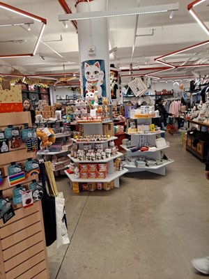Pearl River Mart at Chelsea Market by null