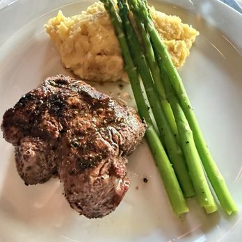 Fig's Prime - 8oz Filet - Steakhouses Near Me - Altamonte Springs, Florida Fig's Prime - 8oz Filet - Steakhouses Near Me - Altamonte Springs, Florida