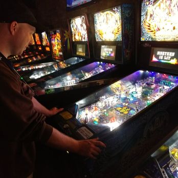 Jackbar - My friend playing Aerosmith pinball - Bars Near Me - Brooklyn, New York