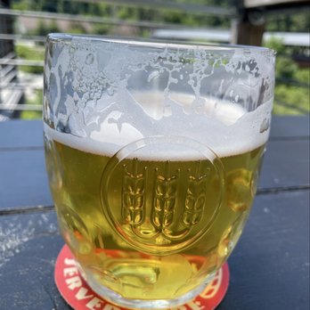 Schilling Beer - Pizza Near Me - Littleton, New Hampshire Schilling Beer - Pizza Near Me - Littleton, New Hampshire