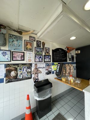 Pip's Dock Street Dogs Llc by null