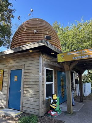 Botanica, The Wichita Gardens by null