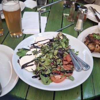 Jupiter - caprese salad - Pizza Near Me - Berkeley, California Jupiter - caprese salad - Pizza Near Me - Berkeley, California