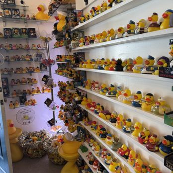 The Tipsy Duck Parlor - Interior - Cosmetics & Beauty Supply Near Me - St. Augustine, Florida