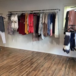 Southern Roots Salon, Boutique, & Tanning