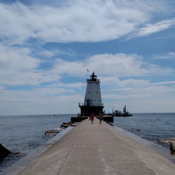 North Breakwater Light - Parks Near Me - Ludington, Michigan North Breakwater Light - Parks Near Me - Ludington, Michigan