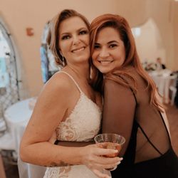 Lucs Beaute Studio - She became my friend through doing my hair! I just adore here! She gave me beautiful hair for my wedding!
