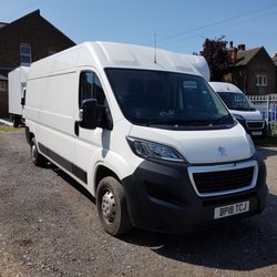 Practical Car and Van Rental Dartford - Our LWB vans have a load length of 3.5M and are 1.9m tall inside.