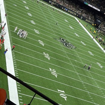Caesars Superdome - Stadiums & Arenas Near Me - New Orleans, Louisiana