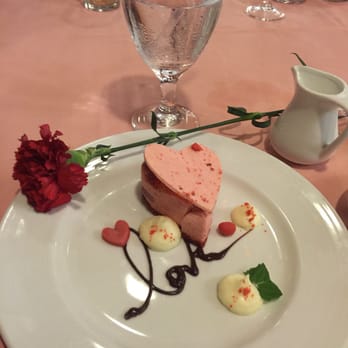 Carnival Elation - Valentine's diner - Tours Near Me