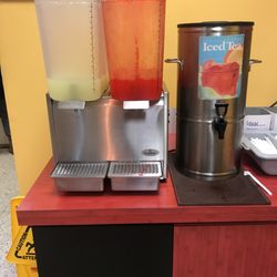 Atlanta Wings - Lemonade and Fruit Punch going
