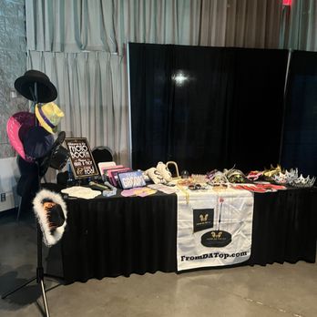 From DA Top - Photo Booth Rentals Near Me