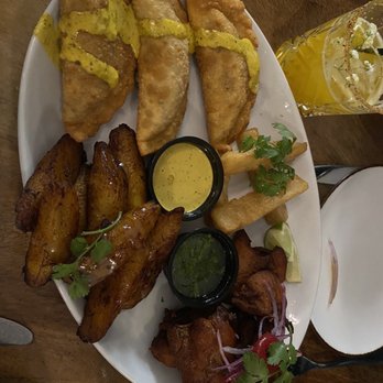 Limón - Combinado - Peruvian Near Me - Oakland, California