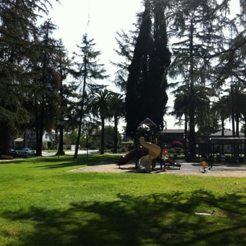 Kuns Park - Parks Near Me - La Verne, California
