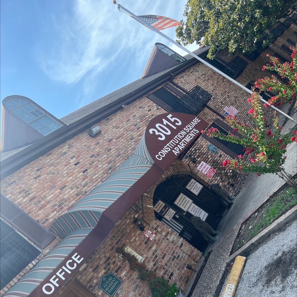 CONSTITUTION SQUARE APARTMENTS Updated September 2024 3015