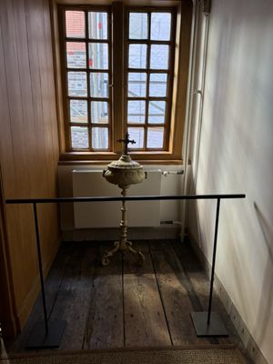 Ons' Lieve Heer op Solder (Our Lord in the Attic Museum) by null