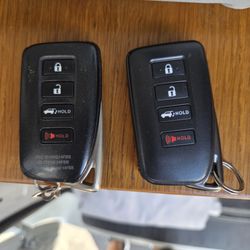 Paradise Locksmith - 2019 Lexus RX350L Smart key fob programming in Niu Valley Honolulu