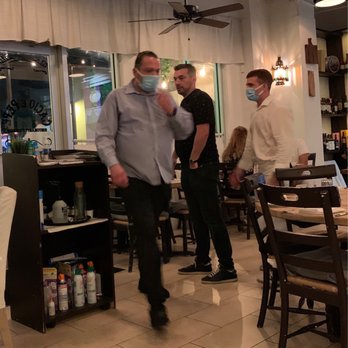 Cacio e Pepe - Staff with no mask - Italian Near Me - North Miami Beach, Florida