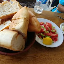 Ali Baba Kanaat Lokantası - Cucumber and tomatoes like you've never tasted before. Amazing