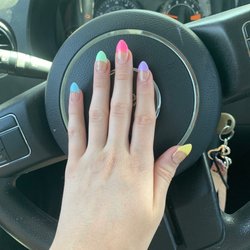 K-Nails - Rainbow nails!