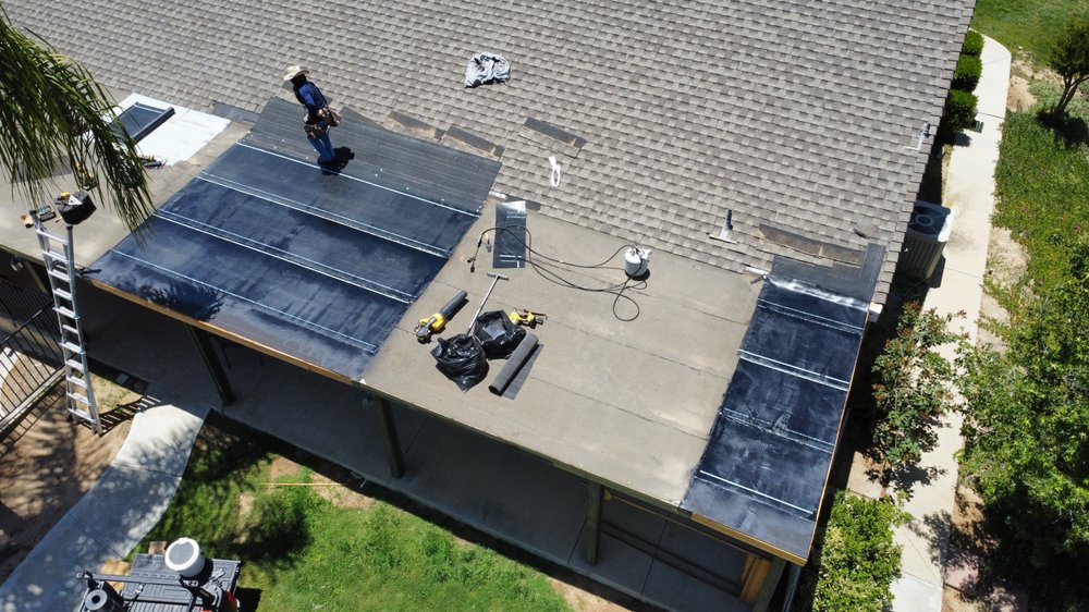 Slide of Ruiz Roofing