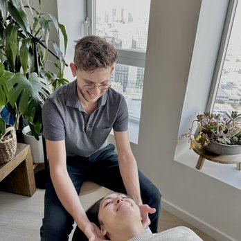 The Mobile Joint - Chiropractors Near Me The Mobile Joint - Chiropractors Near Me