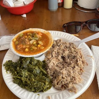 White Swan Bar-B-Que & Fried Chicken - Barbeque Near Me - Smithfield, North Carolina