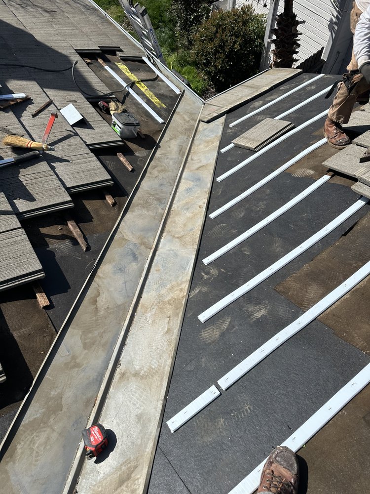 Slide of Professional's Roofing