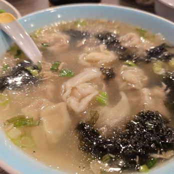 Shanghai Bistro - Wonton soup - Shanghainese Near Me - Newark, California