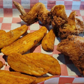 George's Corner Tavern - Fried chicken and jojos - Sports Bars Near Me - Portland, Oregon George's Corner Tavern - Fried chicken and jojos - Sports Bars Near Me - Portland, Oregon