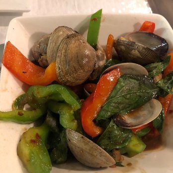 Maile's Thai Bistro - Steamed clams - Thai Near Me - Honolulu, Hawaii Maile's Thai Bistro - Steamed clams - Thai Near Me - Honolulu, Hawaii