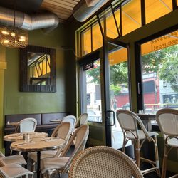 Bistro La Chaumière - Sweet interior