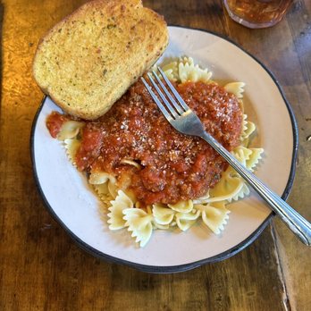 Spaghetti Works - Bow-tie Pasta w/ Meat Sauce - Italian Near Me - Omaha, Nebraska