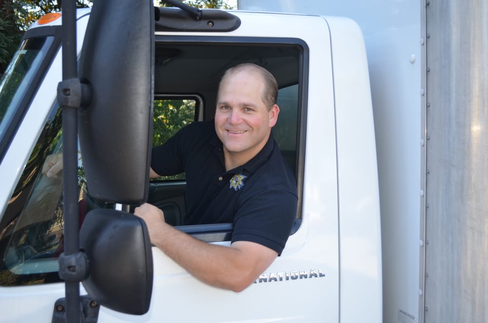 MOVERS OF EXCELLENCE Updated September 2024 43 Reviews Santa Rosa