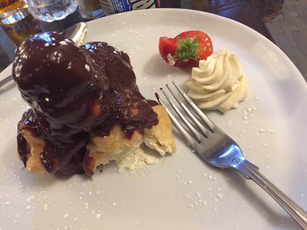 DALGARVEN HOUSE HOTEL Dalry Road, Kilwinning, North Ayrshire, United