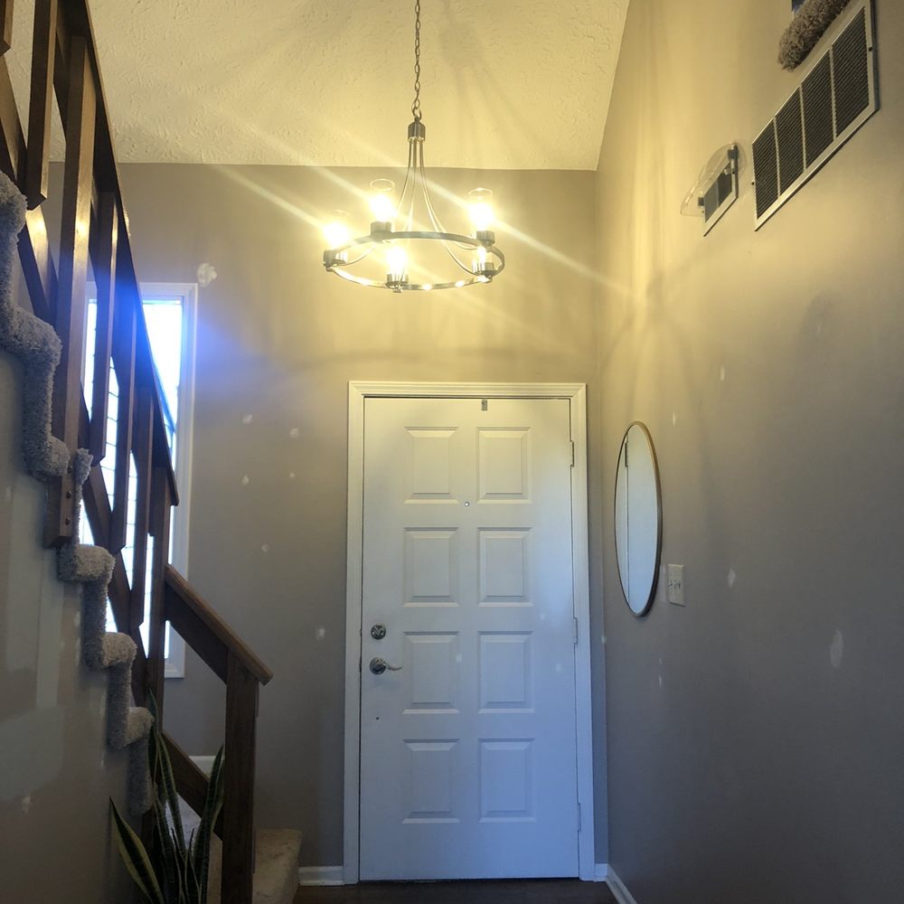 David Electric Service - Entryway light - Electricians Near Me - Indianapolis, Indiana David Electric Service - Entryway light - Electricians Near Me - Indianapolis, Indiana