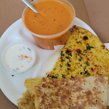 Naan N Curry - Shahi Paneer,  garlic naan (yellow color) , aloo naan , raita. Vegetable Combo  Alu Naan  Garlic Naan   Raita  Paneer Tikka Masala - Indian Near Me - Hayward, California