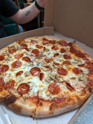 Little Vincent's Pizza by null